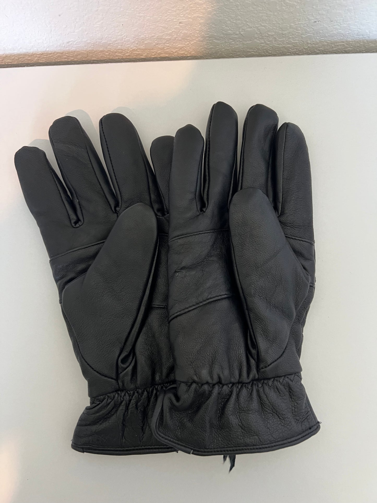 Pair of Black Thermolite Leather Gloves