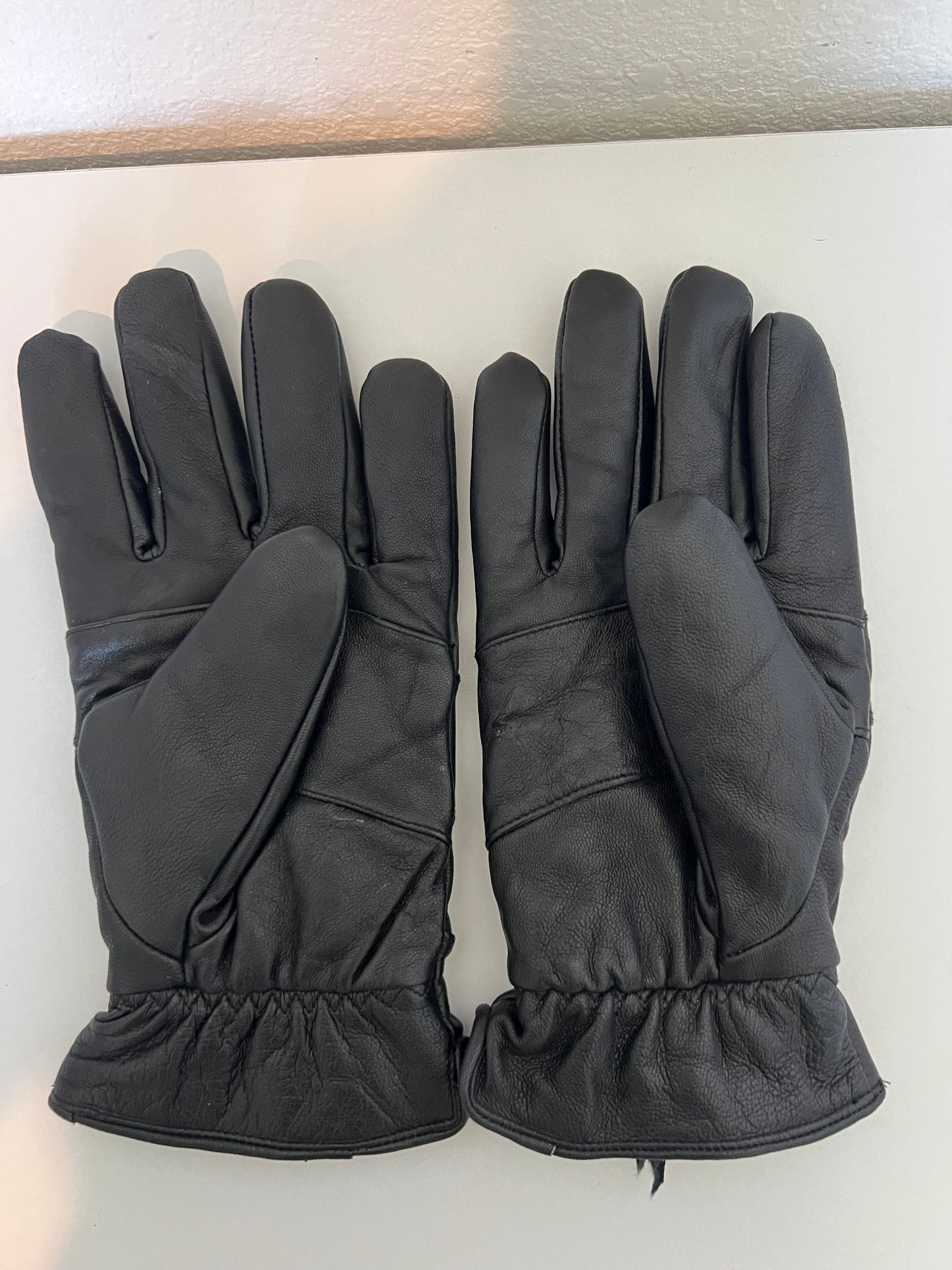 Pair of Black Thermolite Leather Gloves