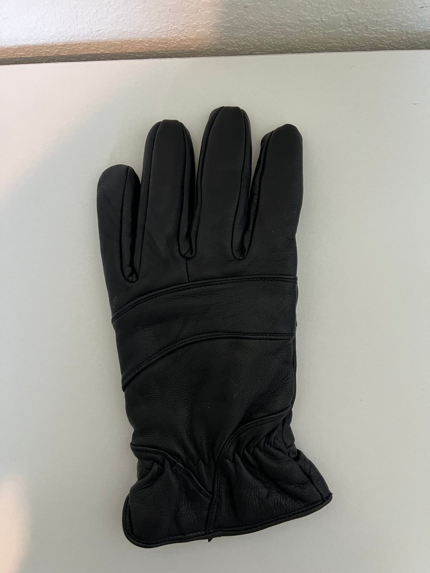 Pair of Black Thermolite Leather Gloves