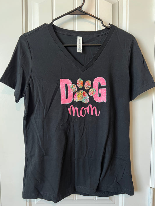 NEW "Dog Mom" T-shirt