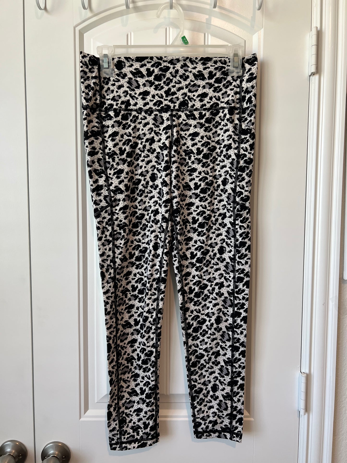 Zyia Exercise Black/Grey/White Leggings