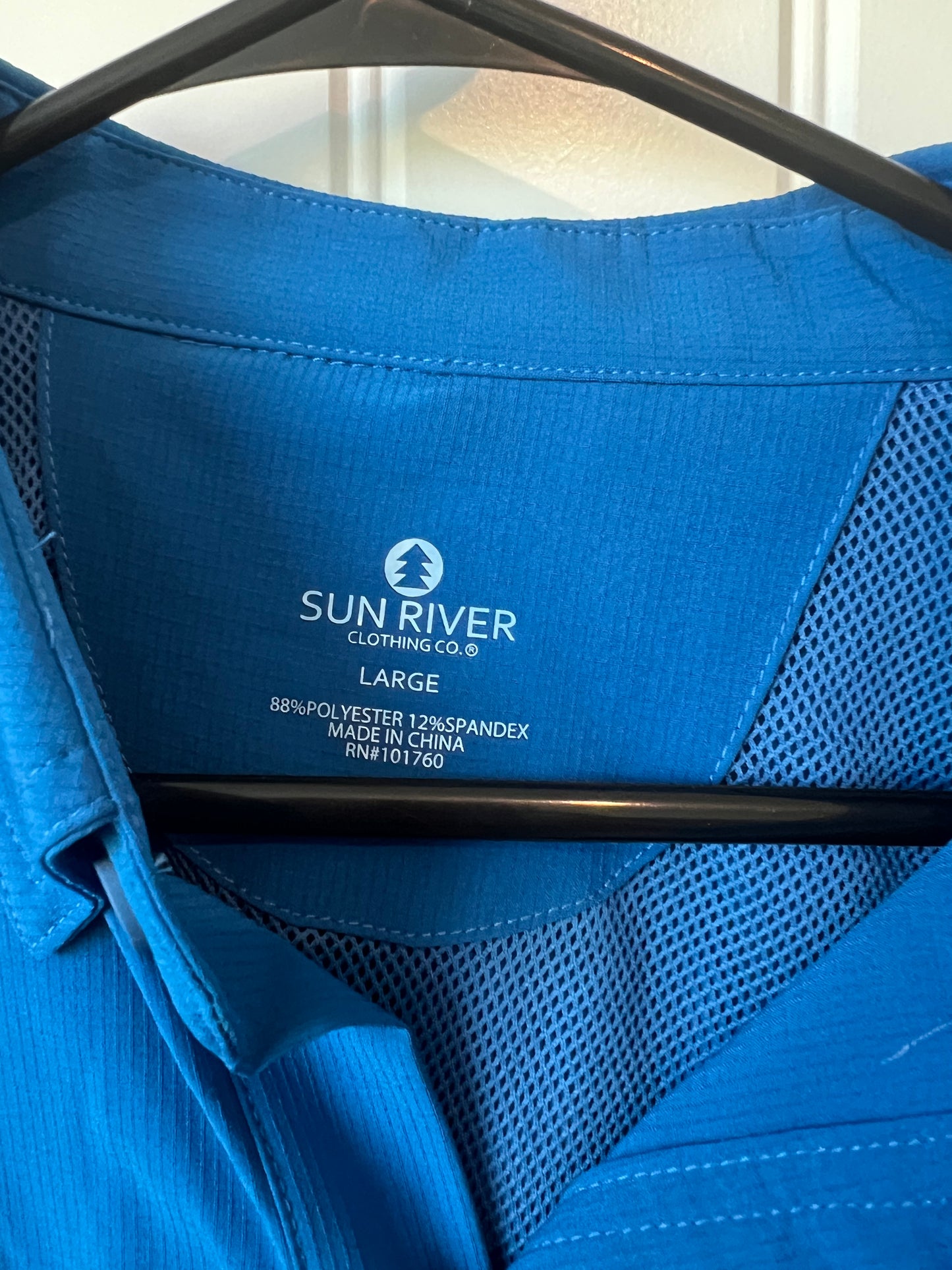 NWT Sun River Blue Long Sleeve UPF Shirt