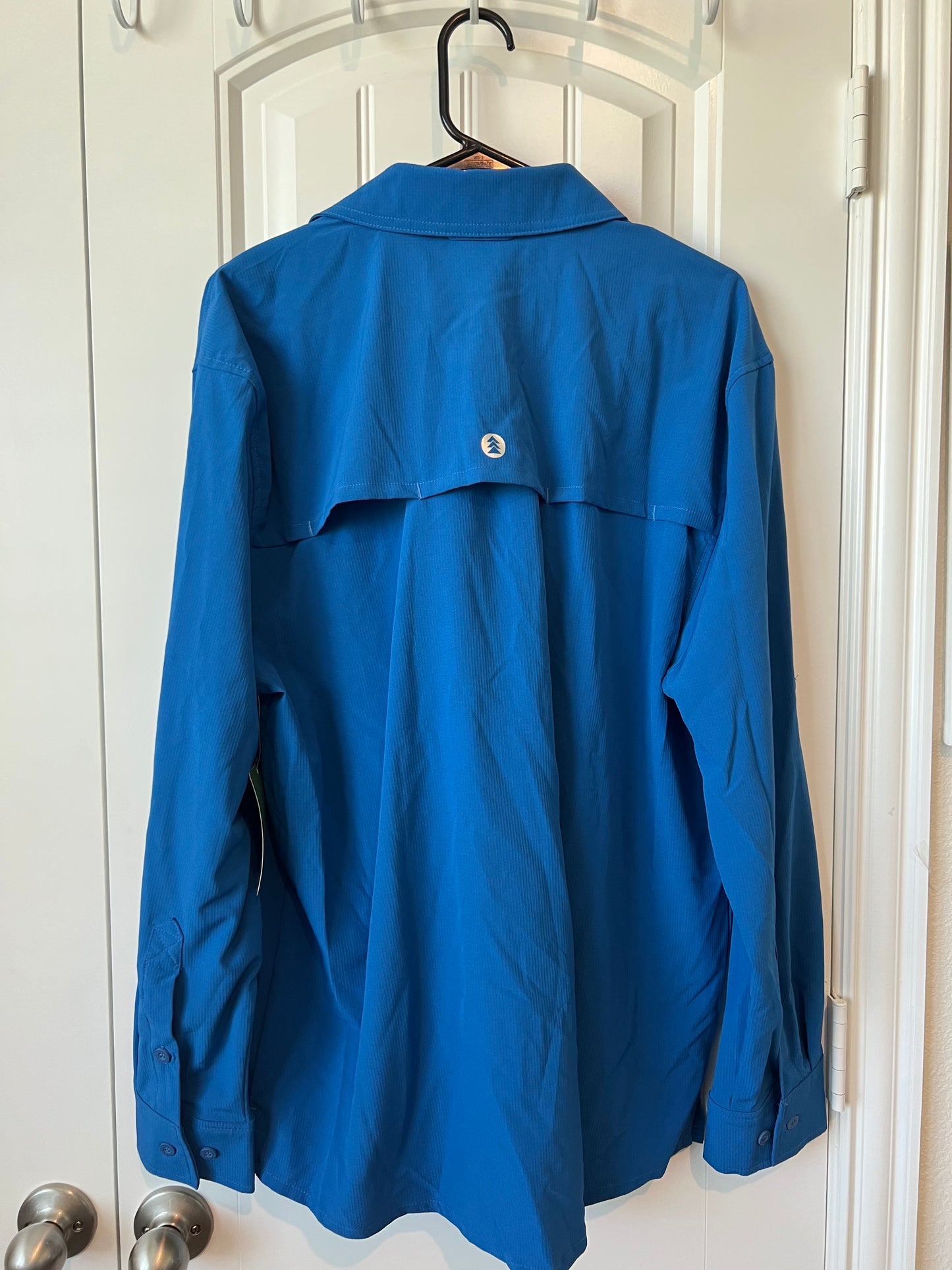 NWT Sun River Blue Long Sleeve UPF Shirt